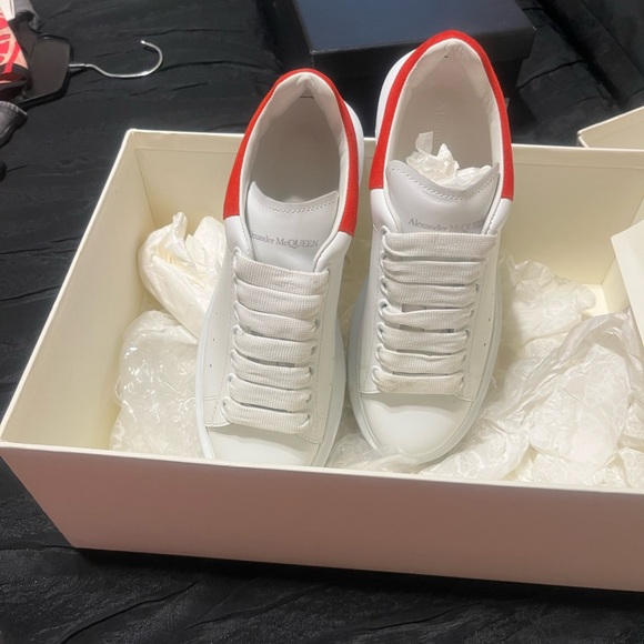 Stylish White and Red Women's Sneakers - Picture 6 of 6